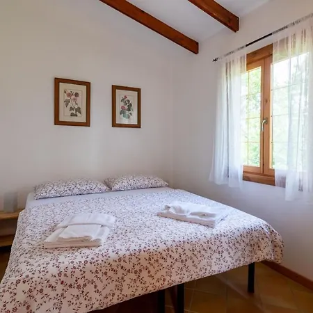 Cardeto Bed and Breakfast *